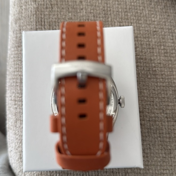 Men's Watch with White Dial and Brown Leather Strap. NWOT - Picture 2 of 2